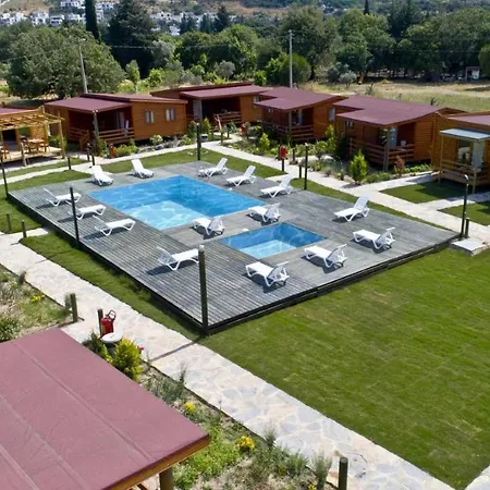 Cozy Tiny House With Shared Pool And Balcony In Bodrum * 比特兹